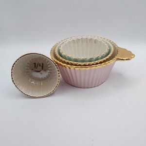 New Without Tags Anthropologie Fluted Cupcake Design Measuring Cups